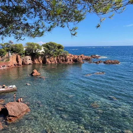 L'escapade Corniche - Bord De Saint-Raphaël